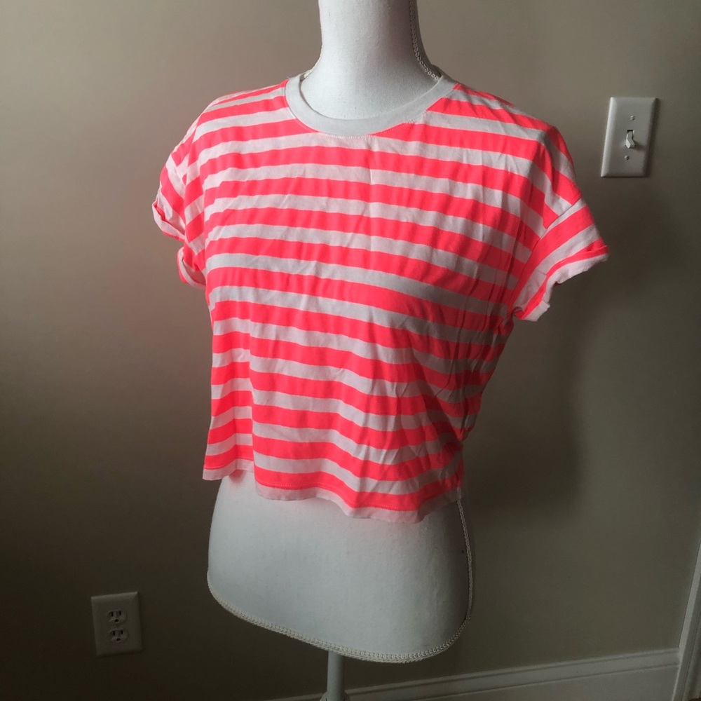 H&M Cropped Tee